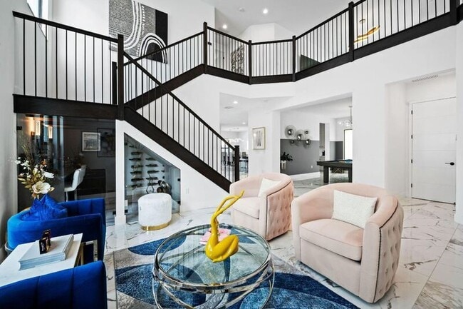 Building Photo - 8599 Tower Bridge Ct