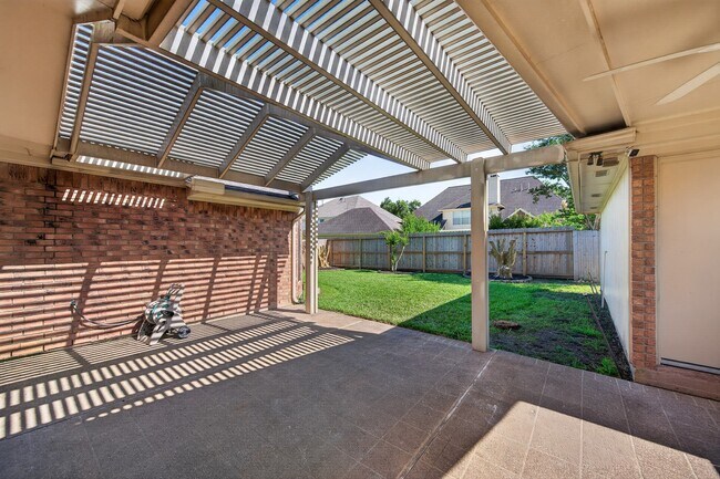 Building Photo - 3918 Abbeywood Dr