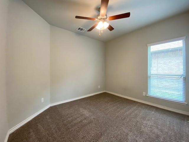 Building Photo - 913 Dickens Dr