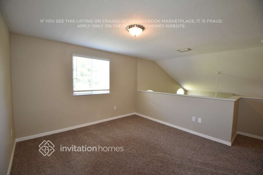 Building Photo - 12840 Kings Lake Dr