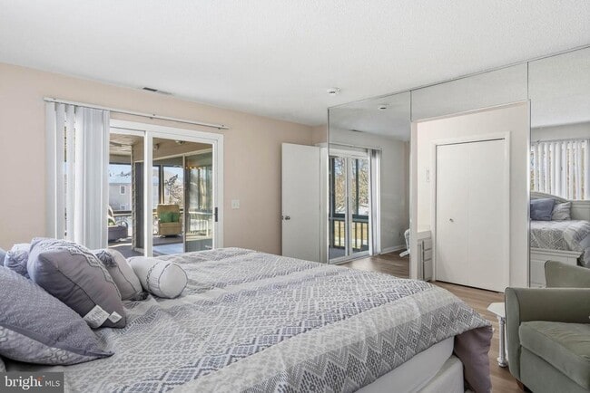 Building Photo - 18530 Drayton Hall Rd