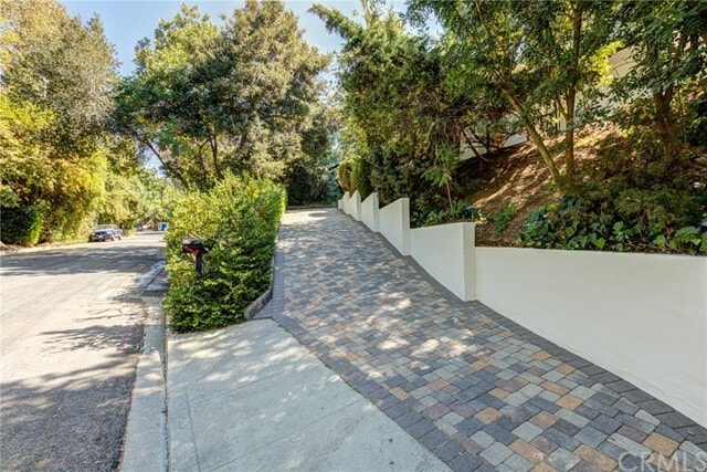 Building Photo - 2740 Hutton Dr