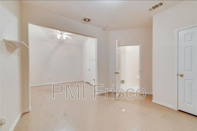 Building Photo - 7918 Ruskin Cir
