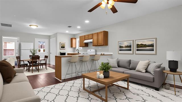 Building Photo - 1602 W Elm St