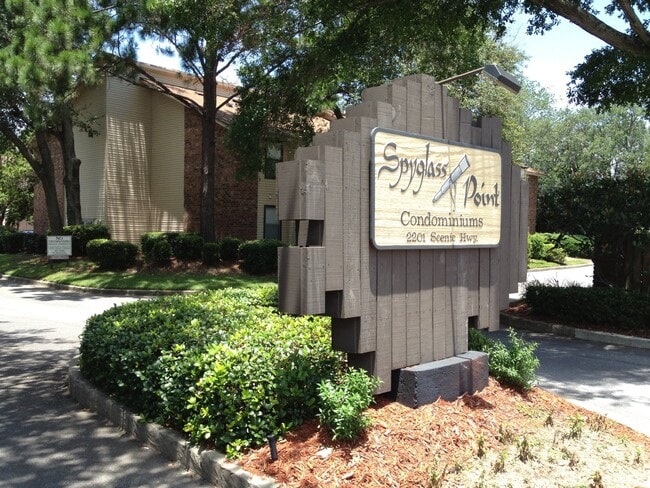 Building Photo - Modern 2-Bedroom Condo Across from the Bay...
