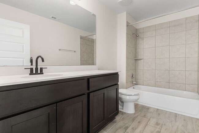 Building Photo - 5461 Vanner Path