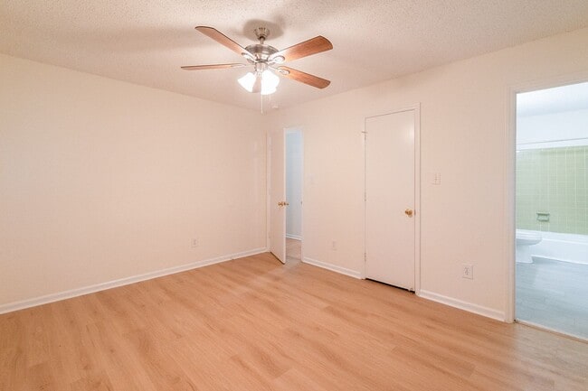 Building Photo - Well maintained ranch home in Charlotte!