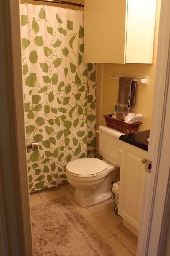 Building Photo - Perfectly located 2 bedroom, 2 bath Central Boulder Condo