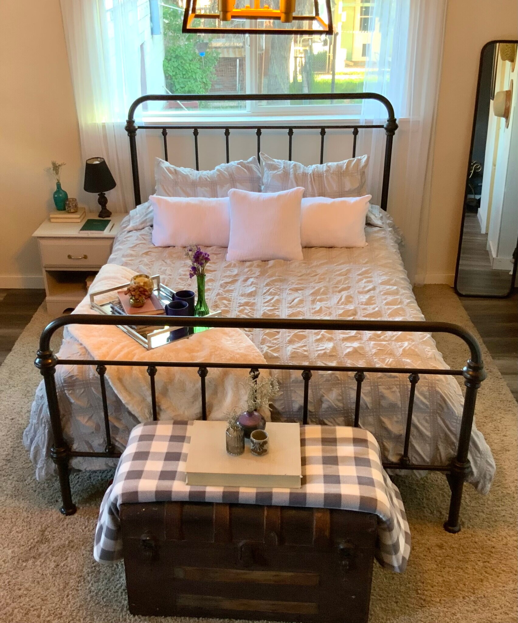 Building Photo - 218 S Jackson St