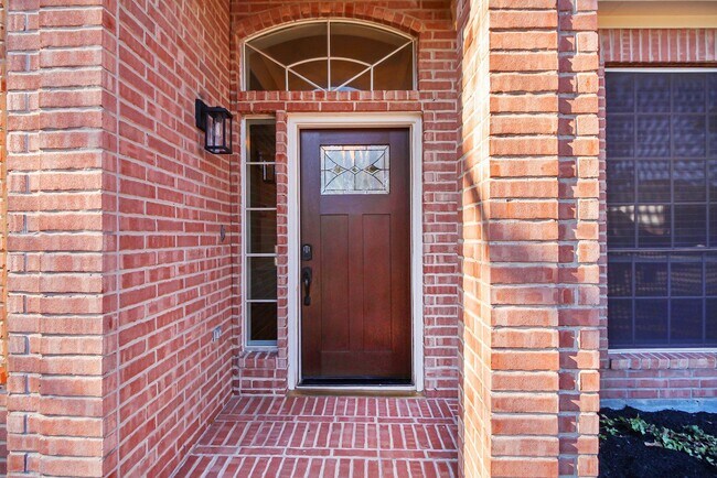 Building Photo - 23122 Beech Canyon Dr