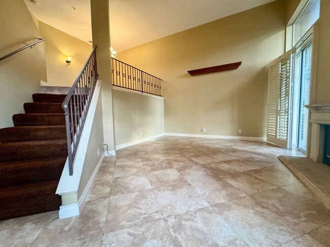 Building Photo - 3 Bedroom spacious home in beautiful Aliso Viejo