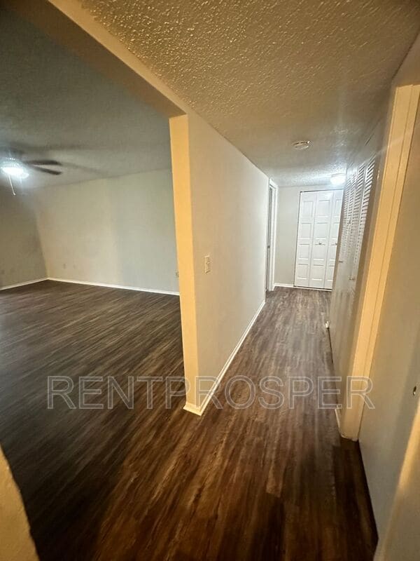 Building Photo - 4305 S Semoran Blvd