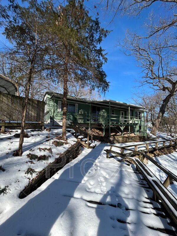 Building Photo - 24 Skyline Dr