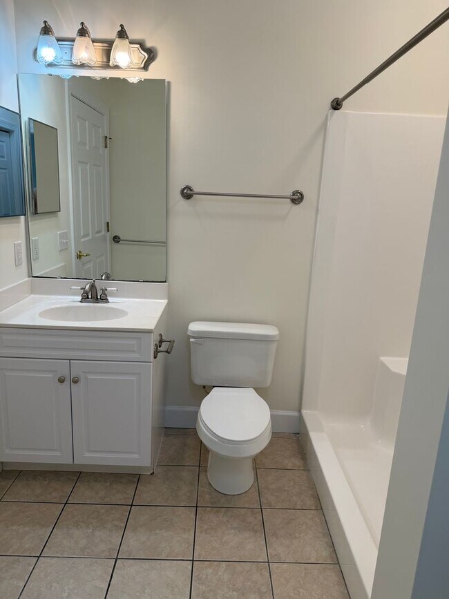 Building Photo - Spacious 3-Bedroom, 2-Bath Condo in Magnolia North at Myrtlewood with Golf Course Views!