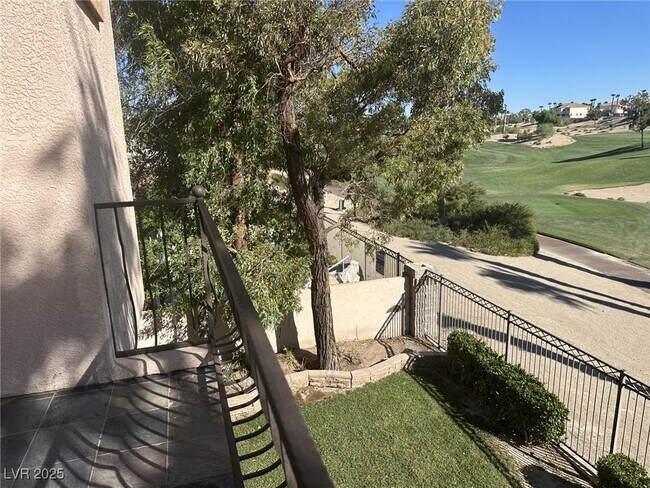 Building Photo - 141 Cliff Valley Dr