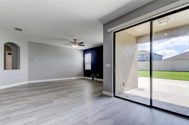 Building Photo - 10224 Celtic Ash Dr