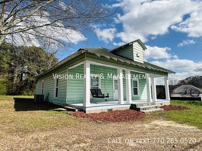 Building Photo - 240 Clem Lowell Rd