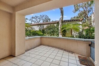 Building Photo - AMAZING ground floor unit in El Escorial.....