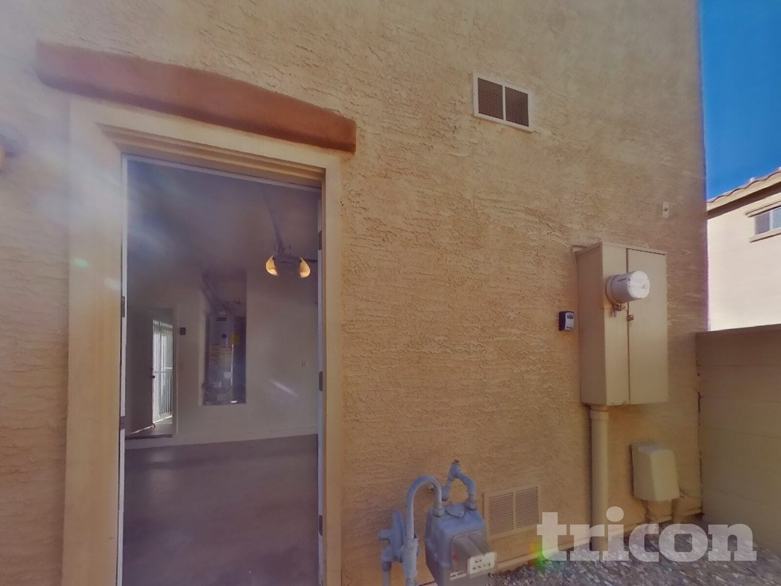 Building Photo - 10268 W Sands Dr