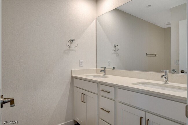 Building Photo - 3354 Via Strada St