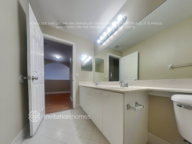 Building Photo - 15933 NW 16th Ct