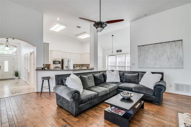Building Photo - 3764 Lakeway Ct