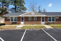Building Photo - 1045 Rulnick St