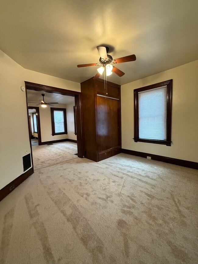 Building Photo - Quakertown Duplex