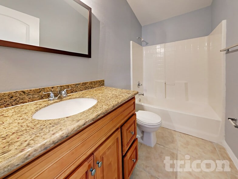 Building Photo - 8405 Quarter Horse Dr