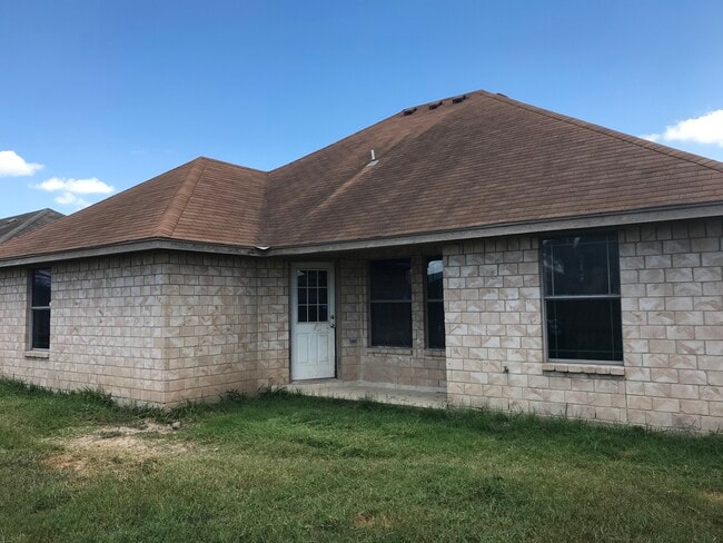 Building Photo - 6708 Tenaza Dr