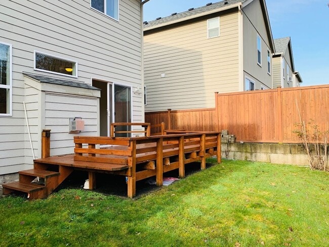 Building Photo - Beautiful 3-bd, 2.5-bath house The Ridge in Kent.