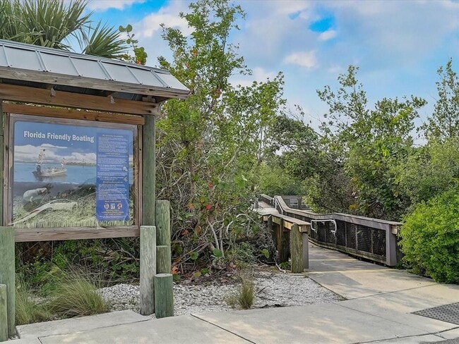 Building Photo - 10 Stone Mountain Blvd