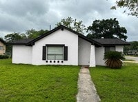 Building Photo - 1502 Cologne Dr
