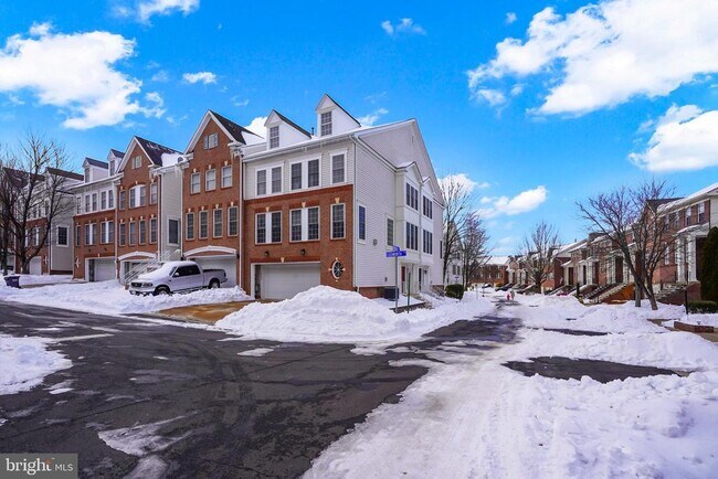 Building Photo - 20863 Cosworth Terrace