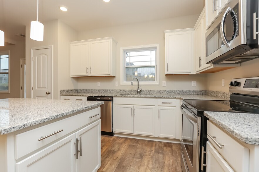Building Photo - 1217 Black Oak Cir