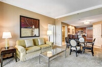 Building Photo - 135 E Harmon Ave