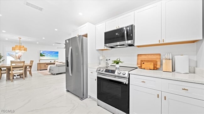 Building Photo - 27585 Imperial Shores Blvd