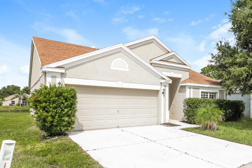 Building Photo - 12525 Midpointe Dr