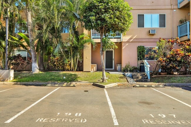 Building Photo - Move-In Ready 2BR/2BA Condo – Fully Furnished, AC, Washer/Dryer, 2 Parking stalls