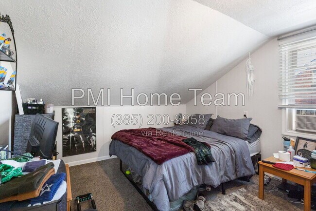 Building Photo - 732 Campbell Heights