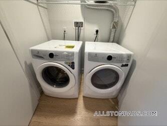 Building Photo - 55 Brighton Ave