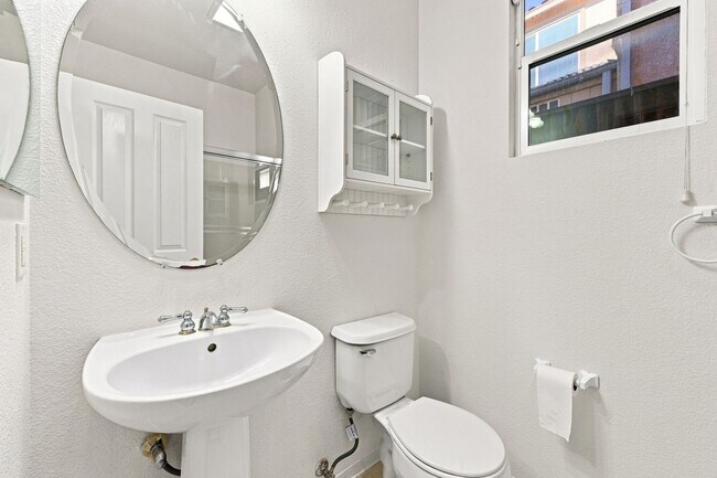 Building Photo - 5486 Benttree Way