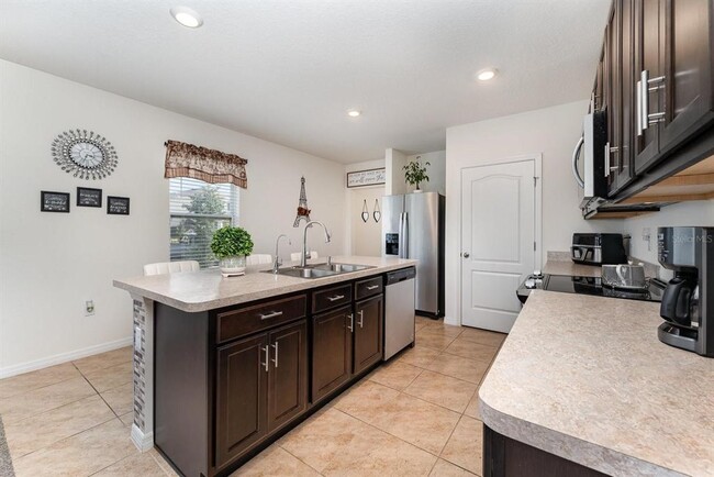 Building Photo - 812 Brooklet Dr