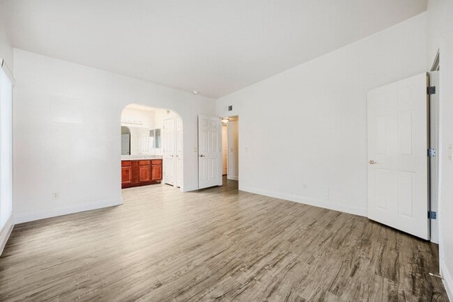 Building Photo - 1412 Bass Dr