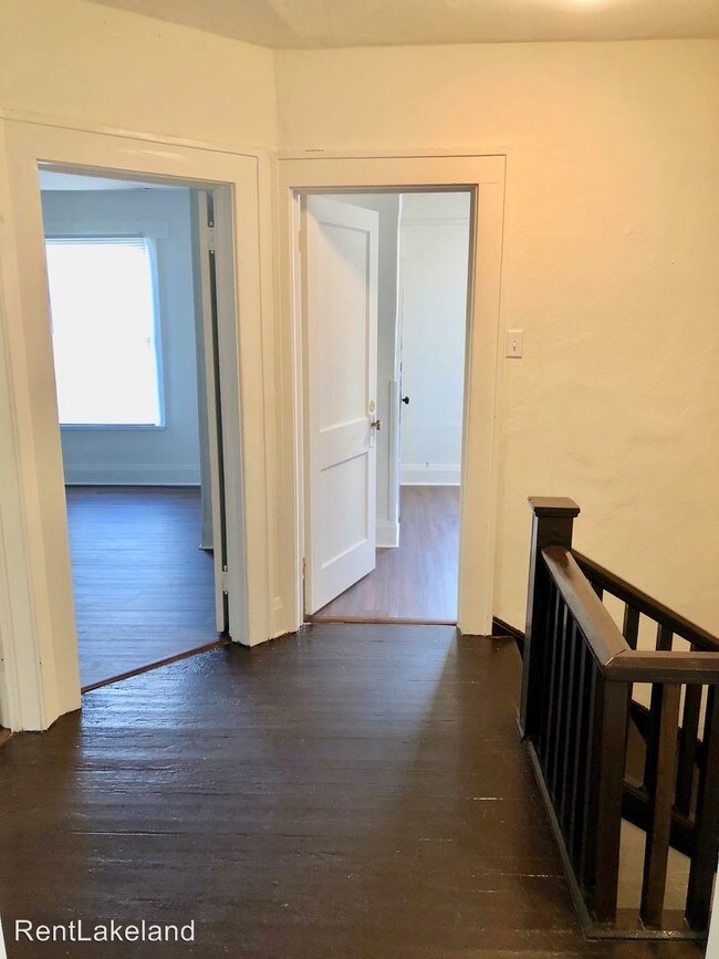 Building Photo - 945 Orange St