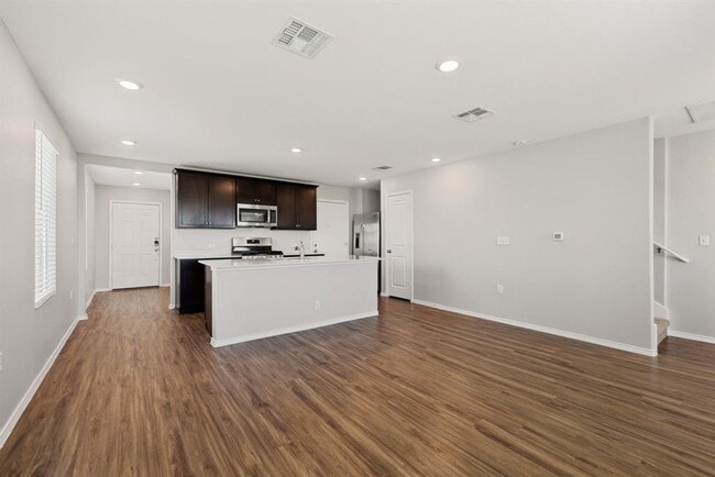 Building Photo - 12101 Short Leaf Path