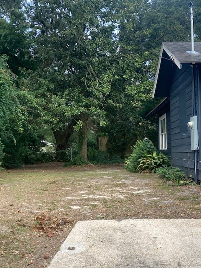 Building Photo - Gulfport 3 Bedroom