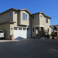 Building Photo - 875-877 Islay St