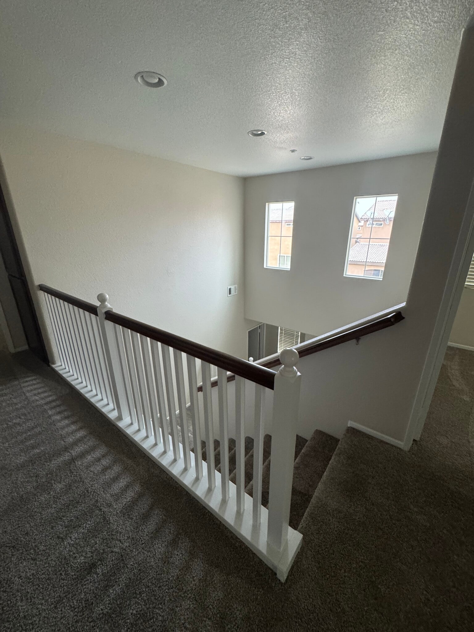 Building Photo - 642 W Brewer Rd