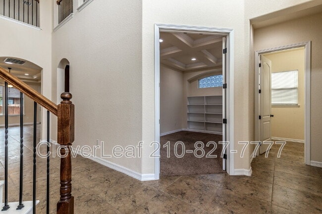 Building Photo - 6126 Lowrie